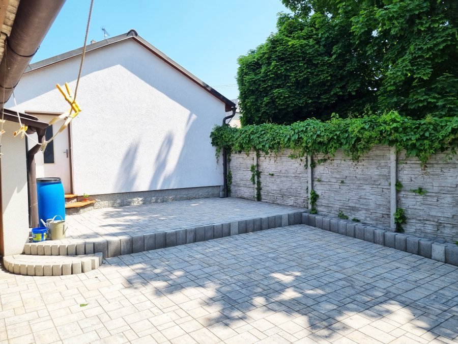 Rekonstrukce dvora. Rekonstrukce koupelny, kuchyně a interiéru bytu Svitavy, Hradec Králové | Pemtrade.cz