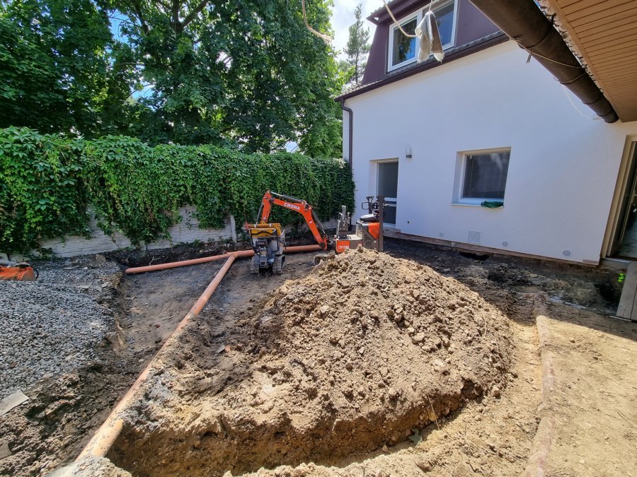 Výkopové práce, rozvody. Rekonstrukce koupelny, kuchyně a interiéru byt Svitavy, Hradec Králové | Pemtrade.cz
